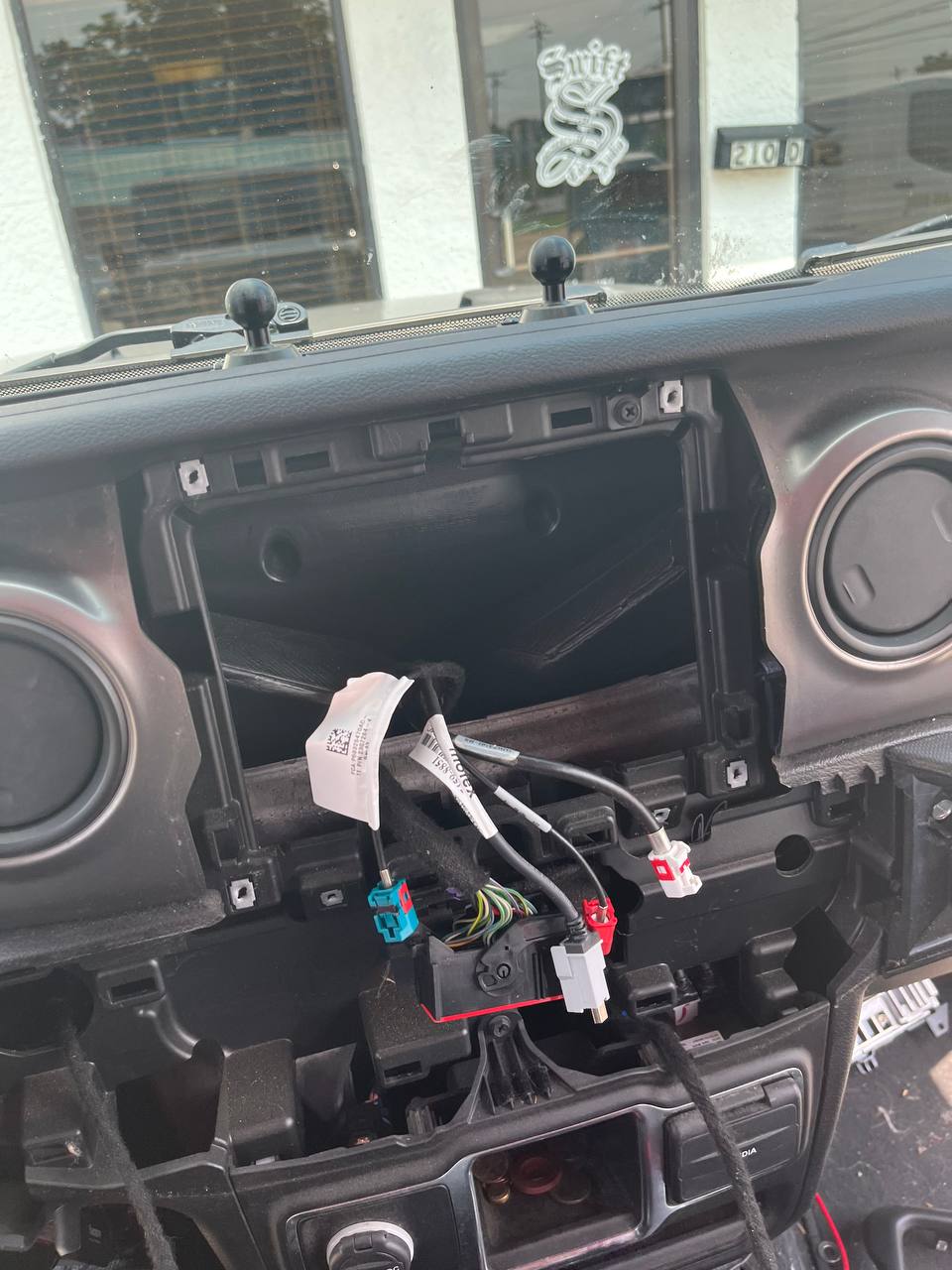 Jeep Dashboard Head Unit Removed